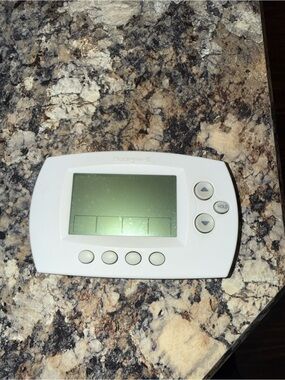 Honeywell White Digital Thermostat - White